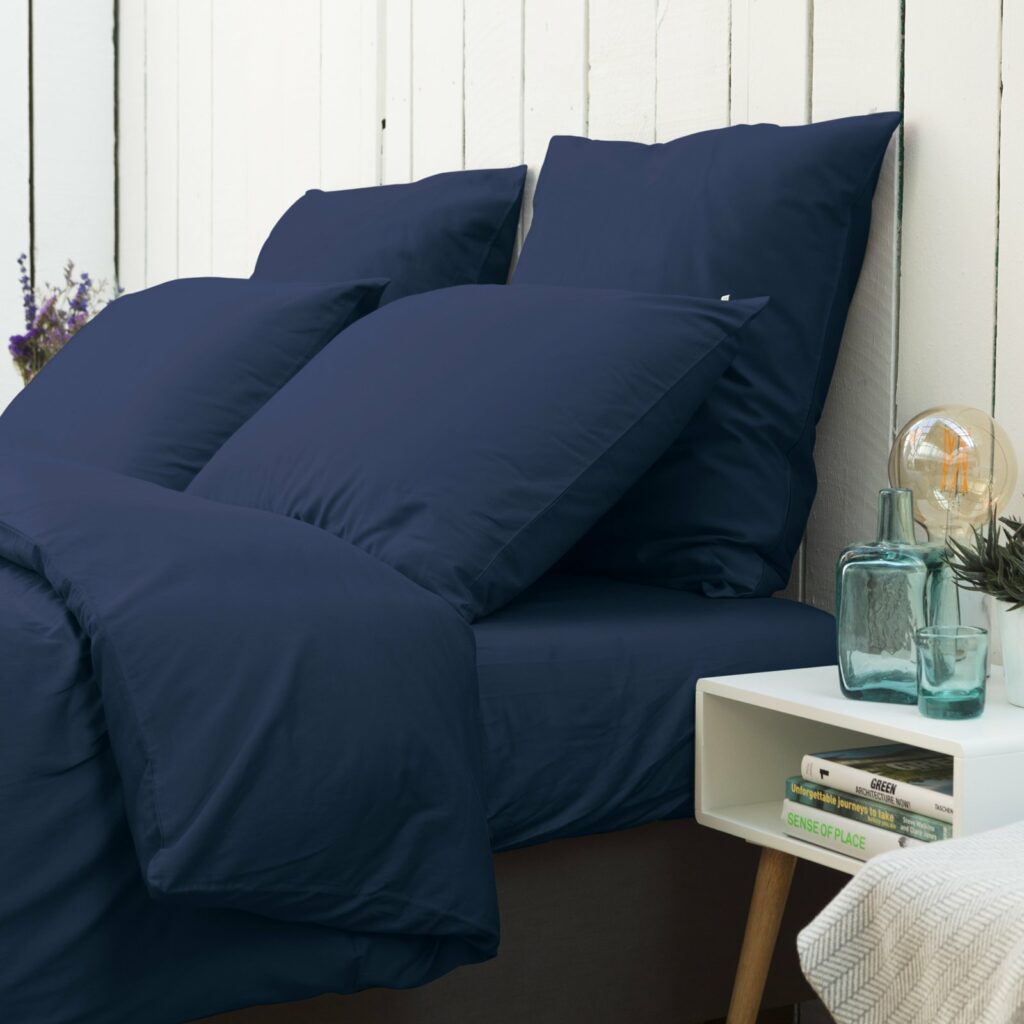 Cotton sateen bedroom midnight blue 3