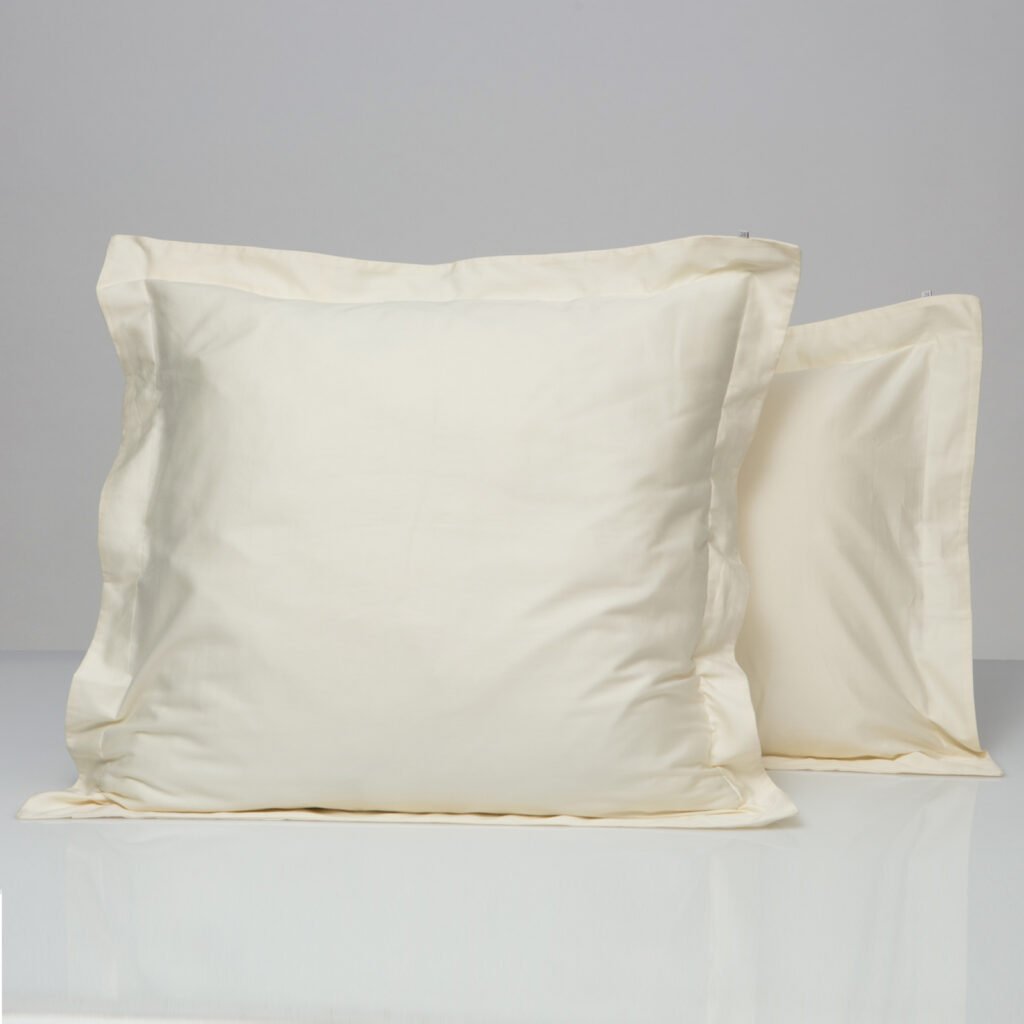 Cotton sateen oxford edge pillowcase ivory 1