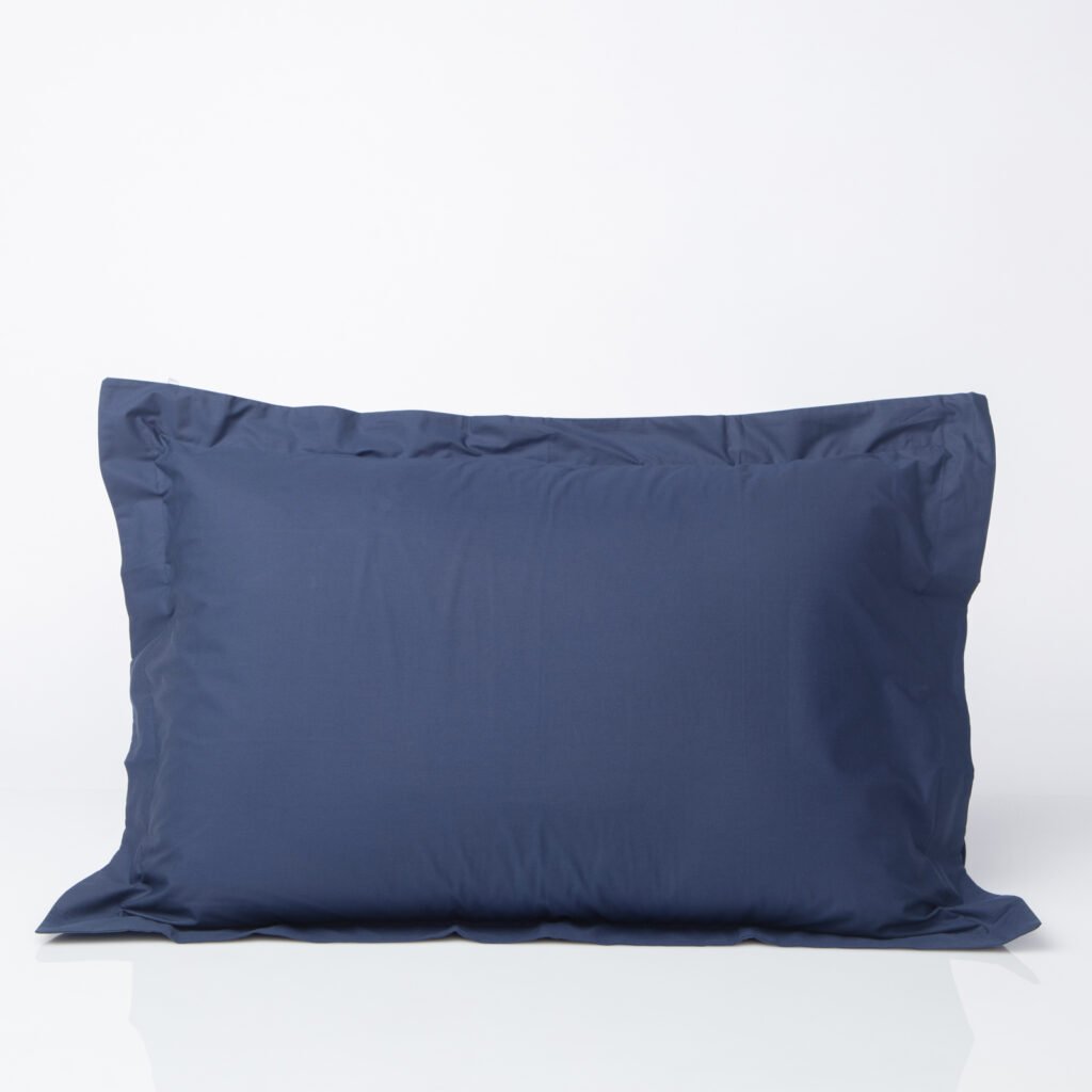 cotton-percale-pillowcase-midnight-blue-3