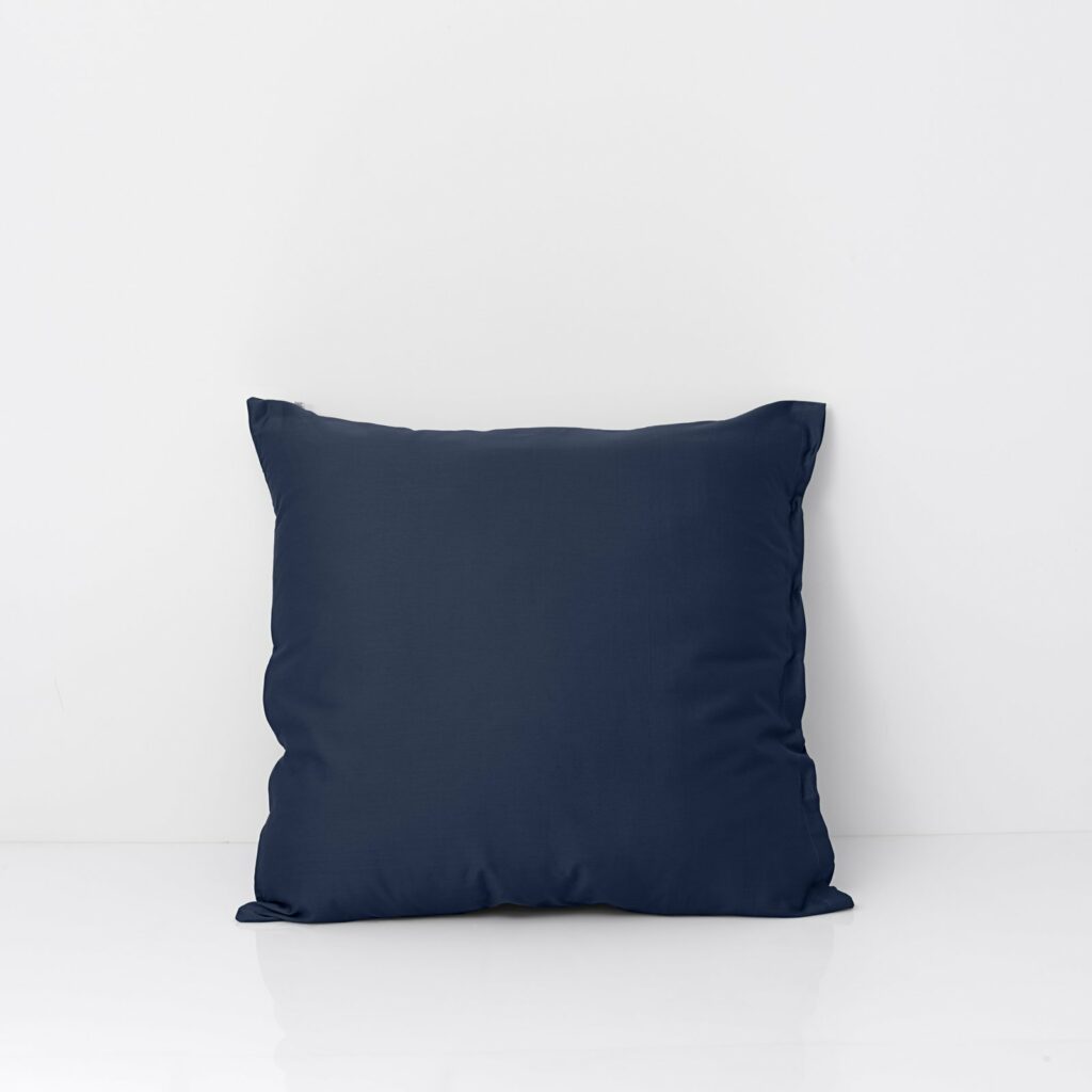 Cotton sateen pillowcase midnight navy 1