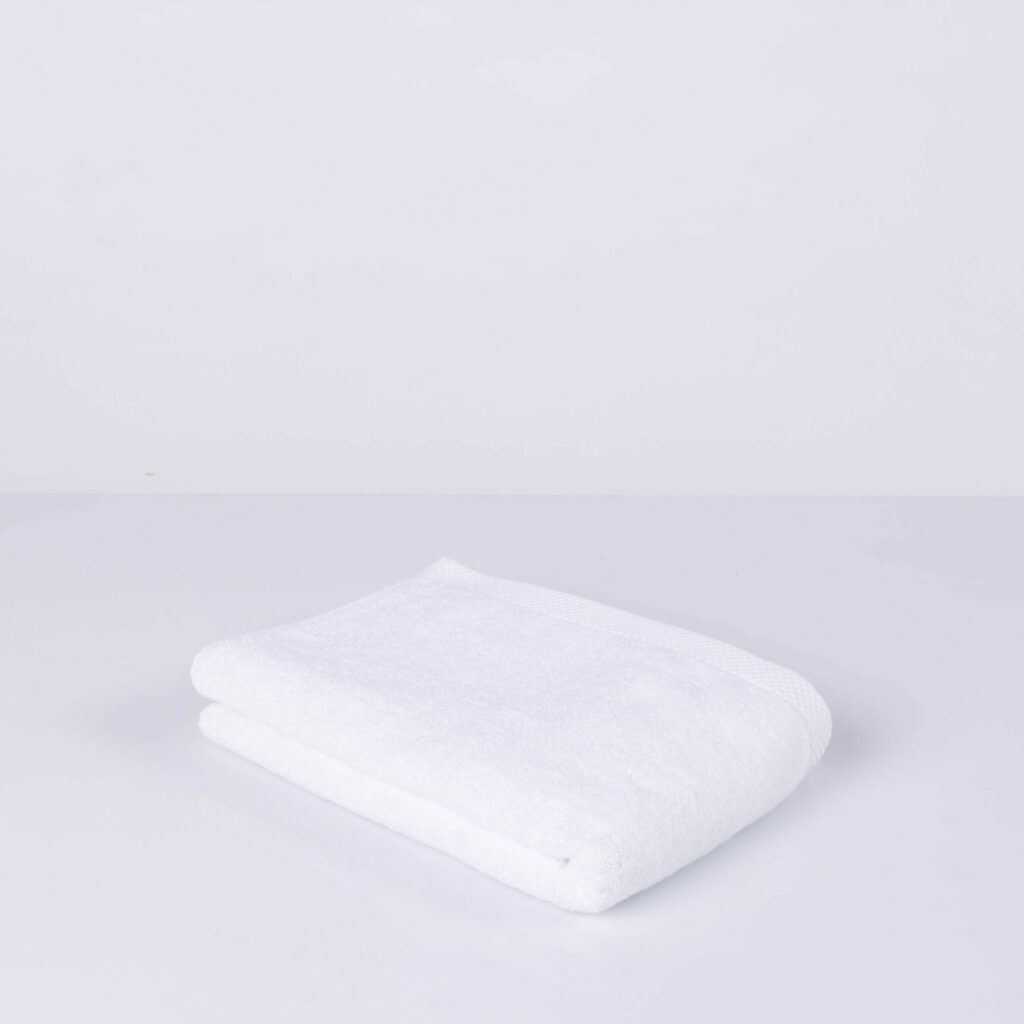 luxury-terry-600-maxi-bath-towel-snow-white-1